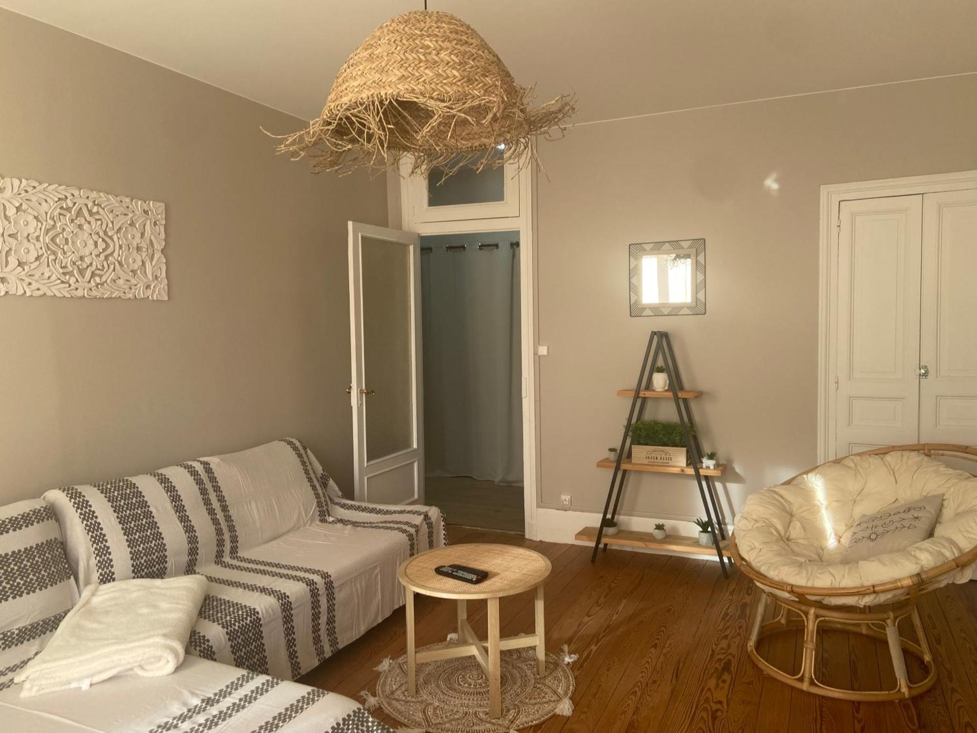 Appartement Le bon coin à Le Creusot Extérieur photo